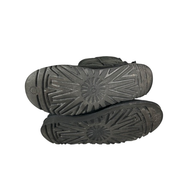 UGG Bailey Bow II Boots in black - Picture 9 of 11